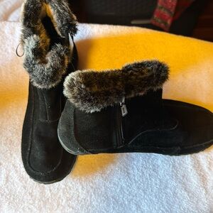 Khomba Short Winter Boots